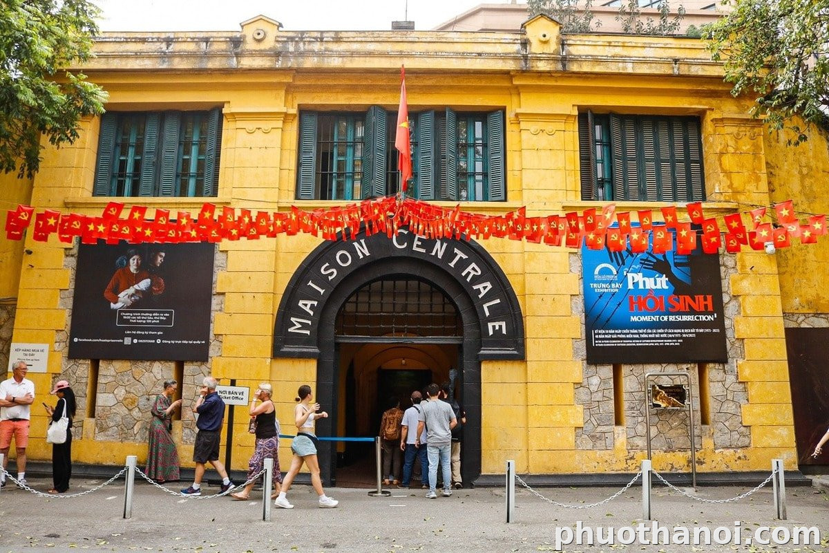 Di tích Nhà tù Hỏa Lò