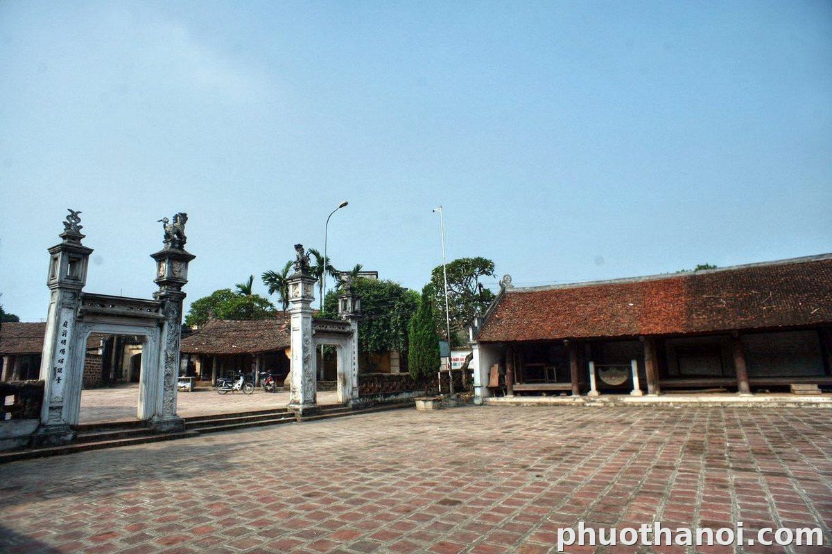 Đình làng Mông Phụ