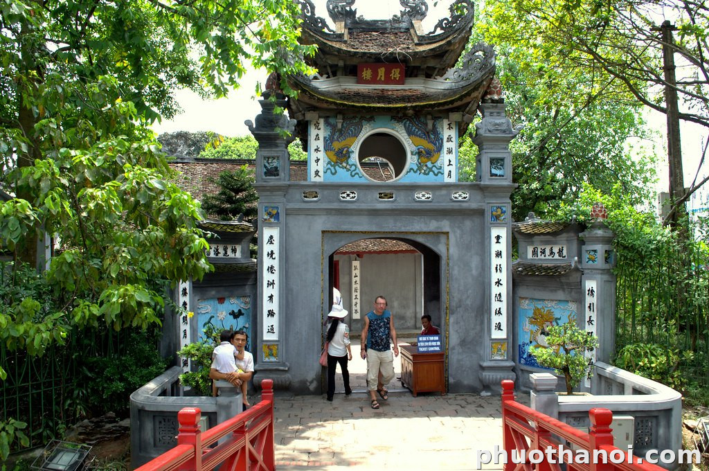 Đền Ngọc Sơn